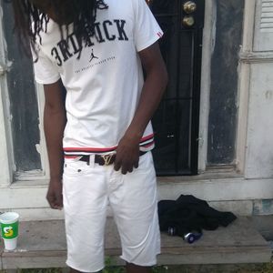 Meet your Posher, Troy